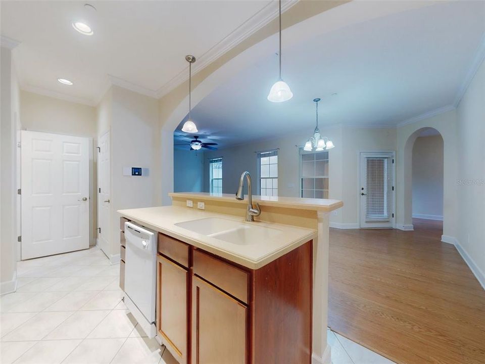 For Sale: $335,000 (3 beds, 2 baths, 1857 Square Feet)