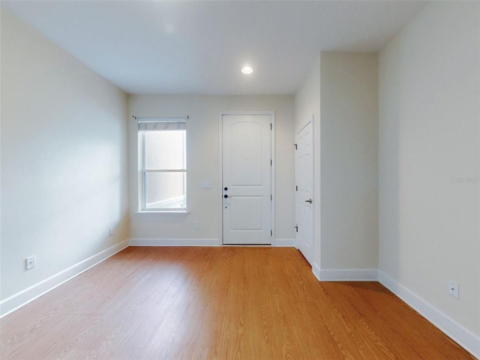 For Sale: $335,000 (3 beds, 2 baths, 1857 Square Feet)