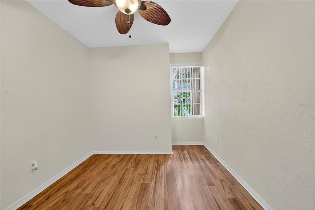 待售: $282,000 (2 贝兹, 2 浴室, 1488 平方英尺)