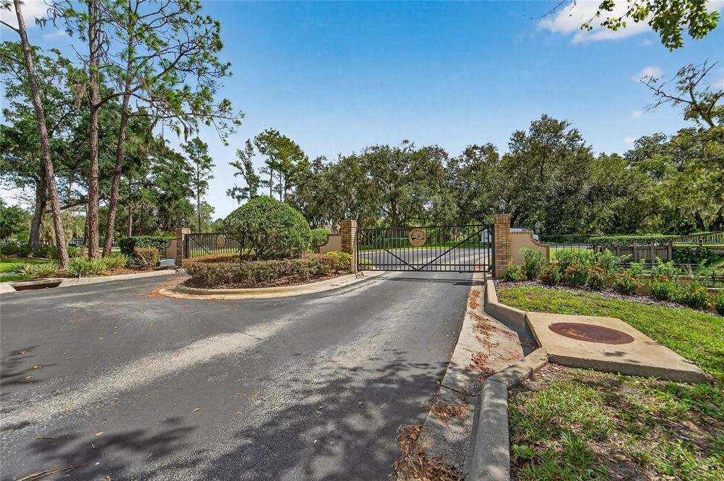 待售: $282,000 (2 贝兹, 2 浴室, 1488 平方英尺)