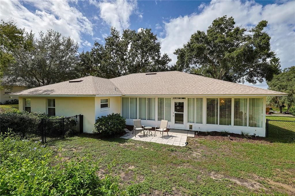 Active With Contract: $299,000 (2 beds, 2 baths, 1869 Square Feet)