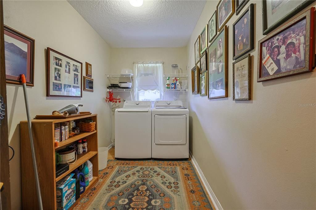 Active With Contract: $299,000 (2 beds, 2 baths, 1869 Square Feet)