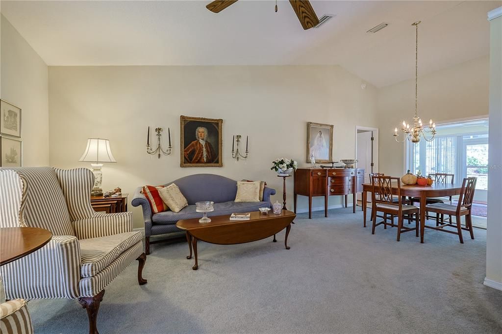 Active With Contract: $299,000 (2 beds, 2 baths, 1869 Square Feet)