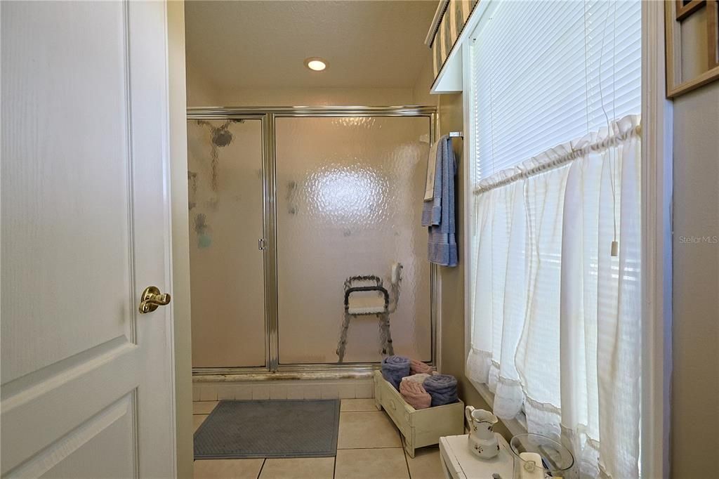 Active With Contract: $299,000 (2 beds, 2 baths, 1869 Square Feet)