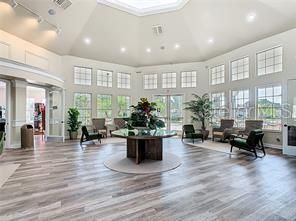 На продажу: $370,000 (4 спален, 2 ванн, 1567 Квадратных фут)