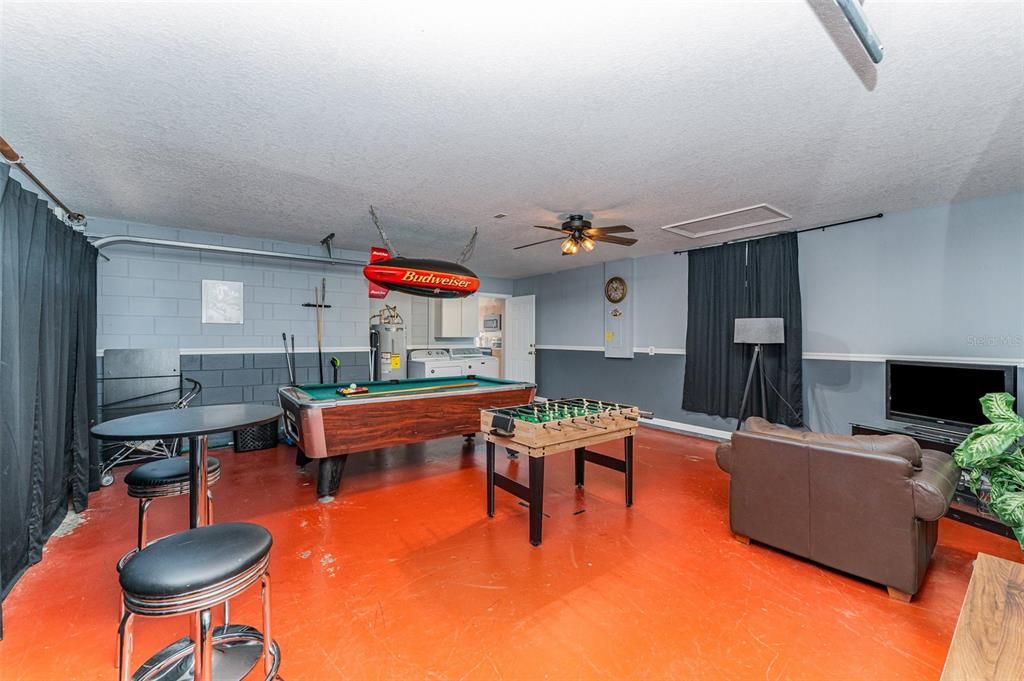 На продажу: $370,000 (4 спален, 2 ванн, 1567 Квадратных фут)