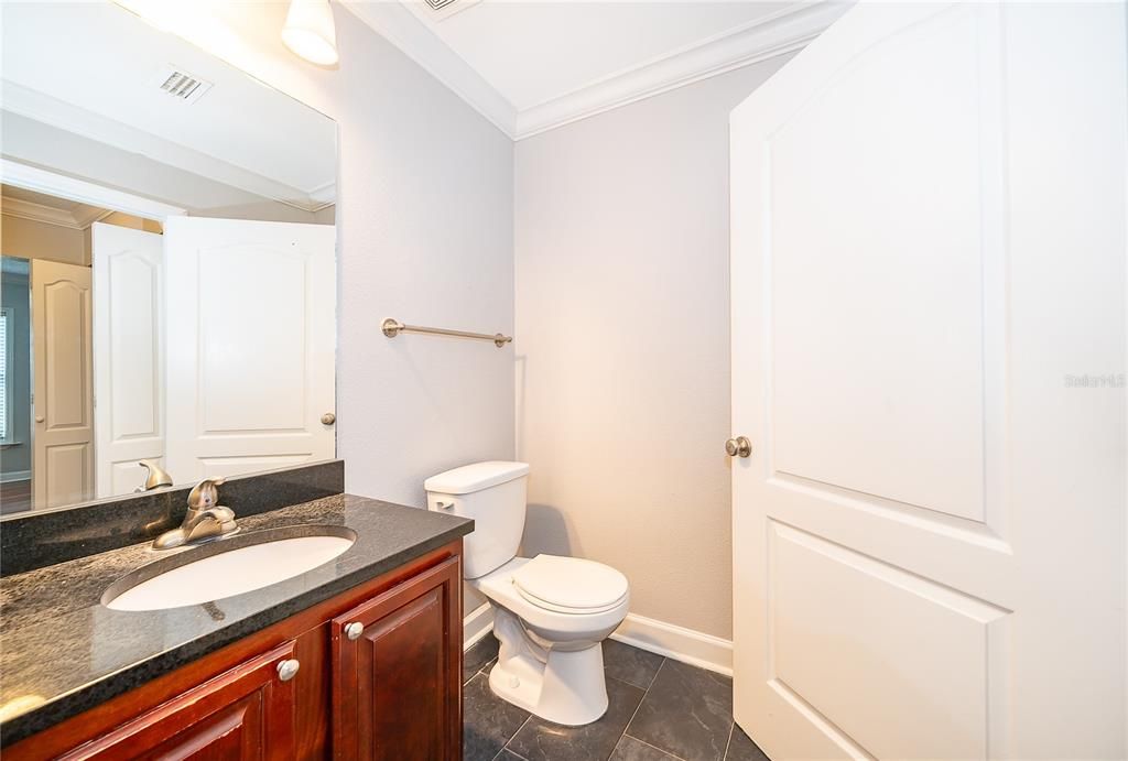 For Sale: $139,500 (1 beds, 1 baths, 830 Square Feet)