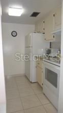 For Sale: $155,000 (2 beds, 1 baths, 845 Square Feet)