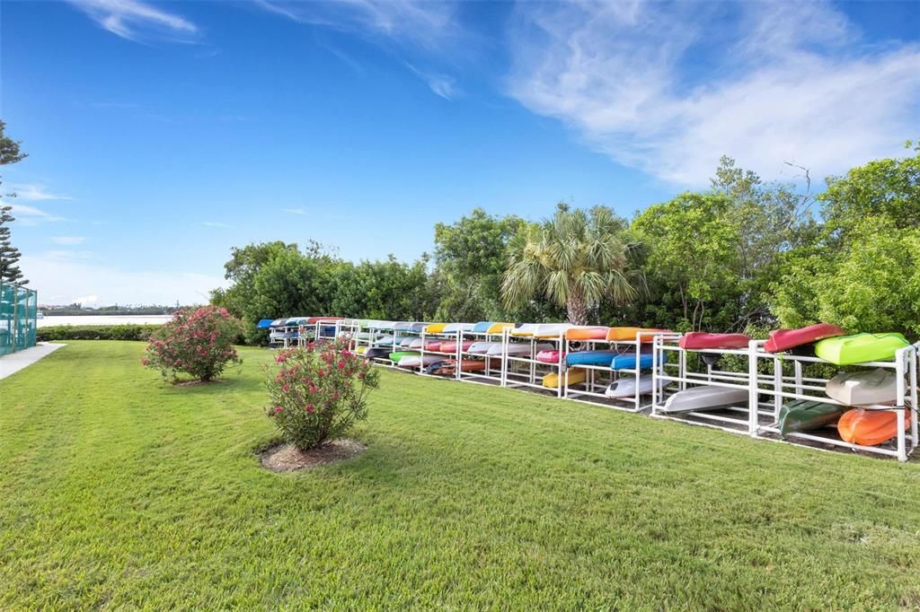 For Rent: $1,650 (1 beds, 1 baths, 747 Square Feet)