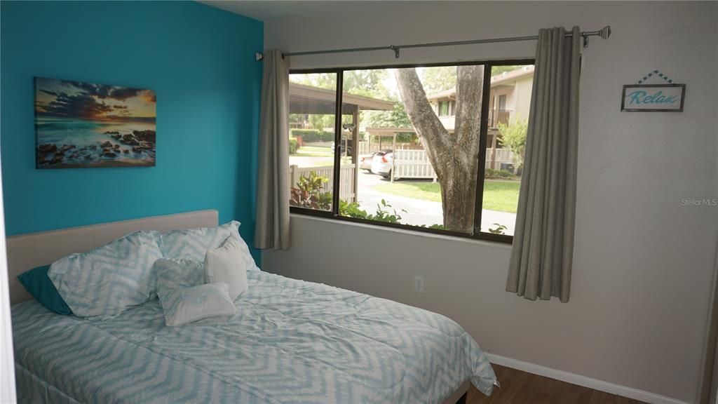 待售: $160,000 (2 贝兹, 2 浴室, 1144 平方英尺)