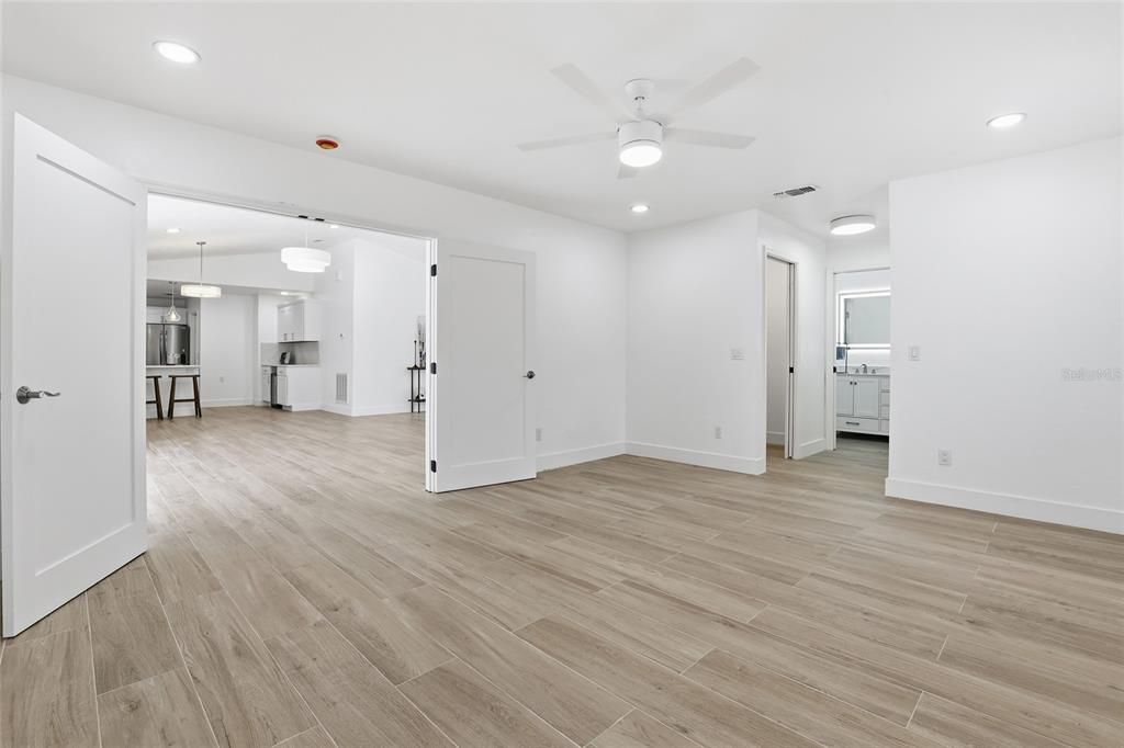 На продажу: $339,000 (3 спален, 2 ванн, 1674 Квадратных фут)