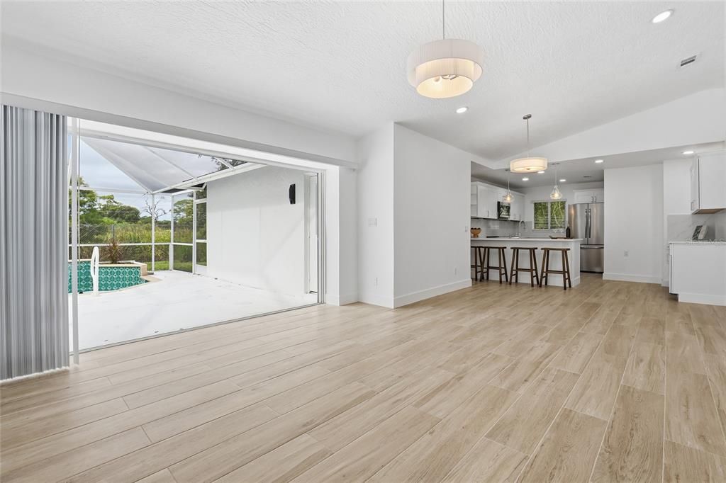 На продажу: $339,000 (3 спален, 2 ванн, 1674 Квадратных фут)