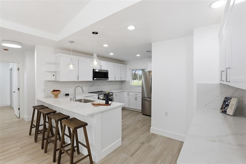 На продажу: $339,000 (3 спален, 2 ванн, 1674 Квадратных фут)