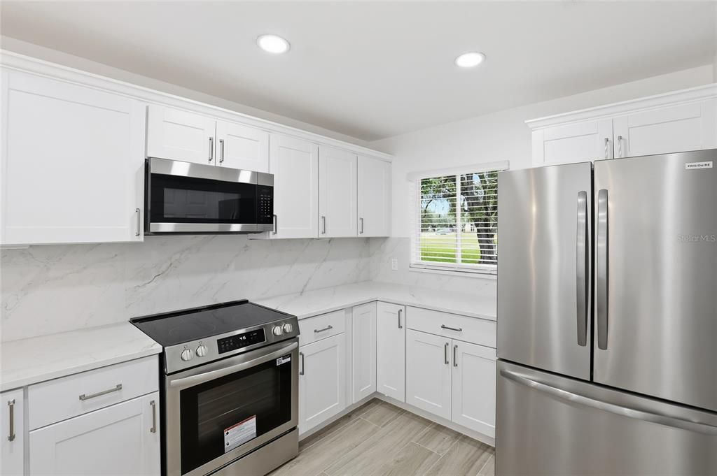 На продажу: $339,000 (3 спален, 2 ванн, 1674 Квадратных фут)