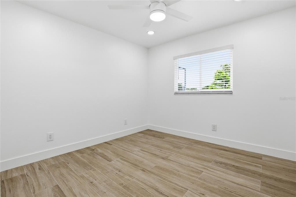 На продажу: $339,000 (3 спален, 2 ванн, 1674 Квадратных фут)