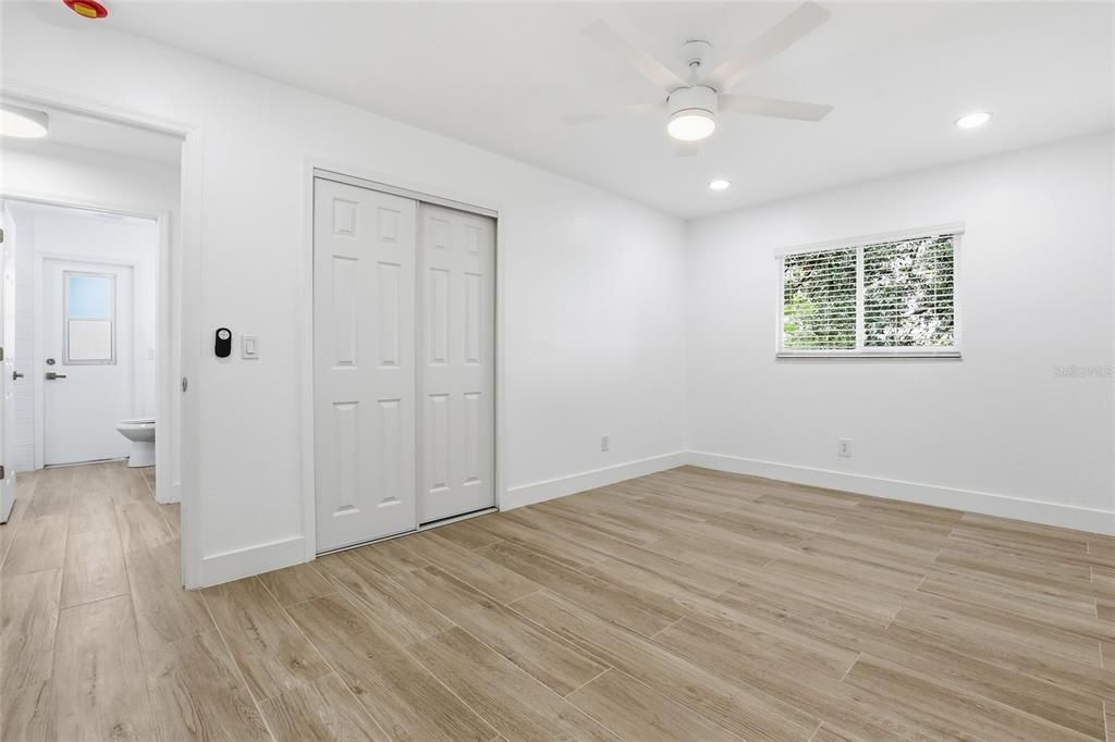 На продажу: $339,000 (3 спален, 2 ванн, 1674 Квадратных фут)