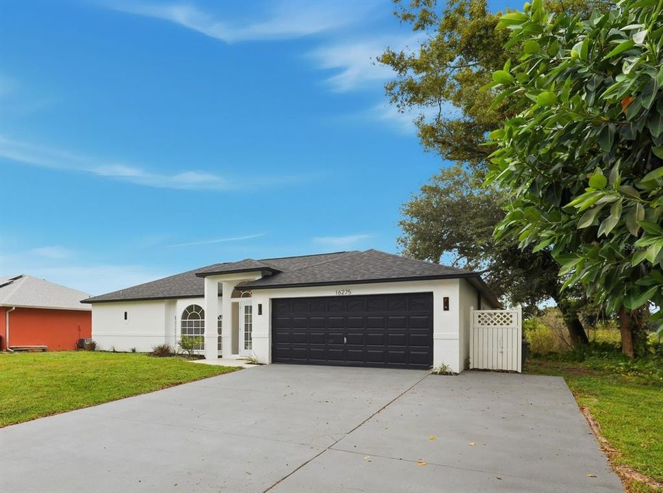 На продажу: $339,000 (3 спален, 2 ванн, 1674 Квадратных фут)