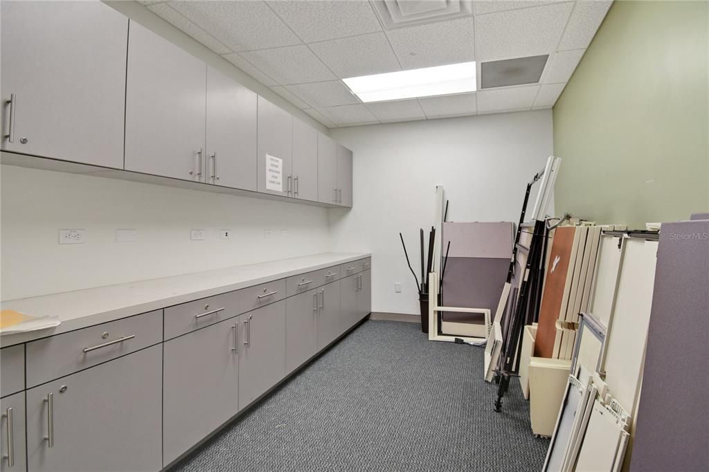 На продажу: $435,345 (0 спален, 0 ванн, 0 Квадратных фут)