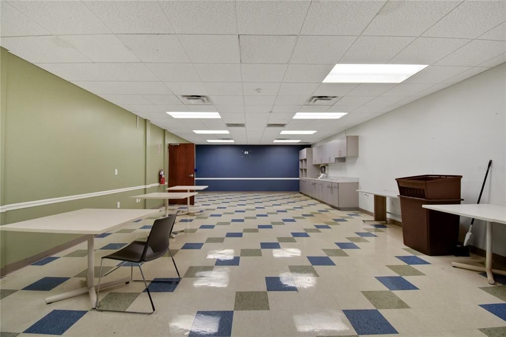 На продажу: $435,345 (0 спален, 0 ванн, 0 Квадратных фут)