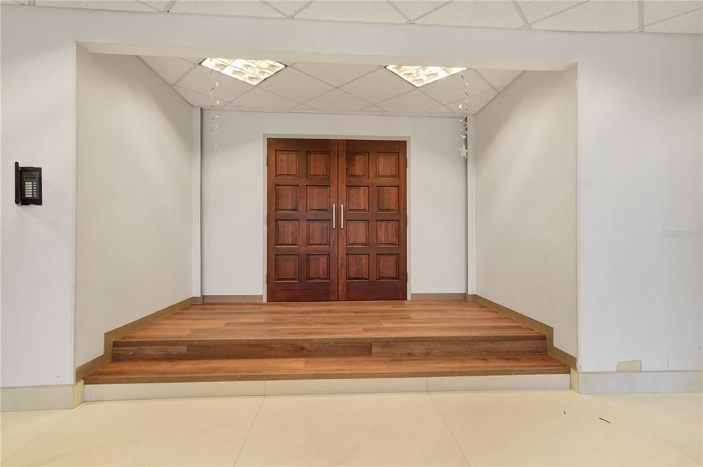 На продажу: $435,345 (0 спален, 0 ванн, 0 Квадратных фут)