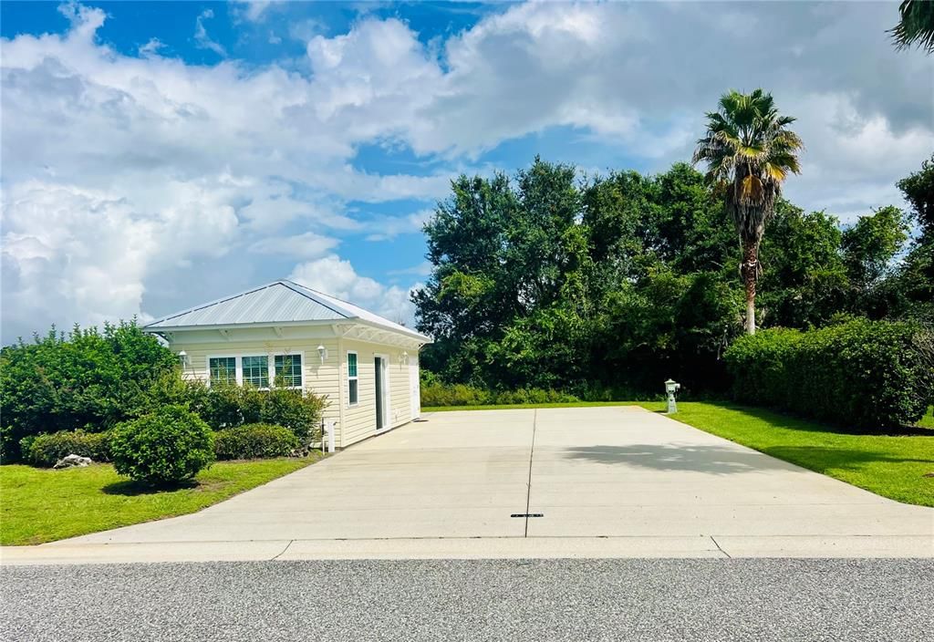 待售: $178,900 (0.13 acres)