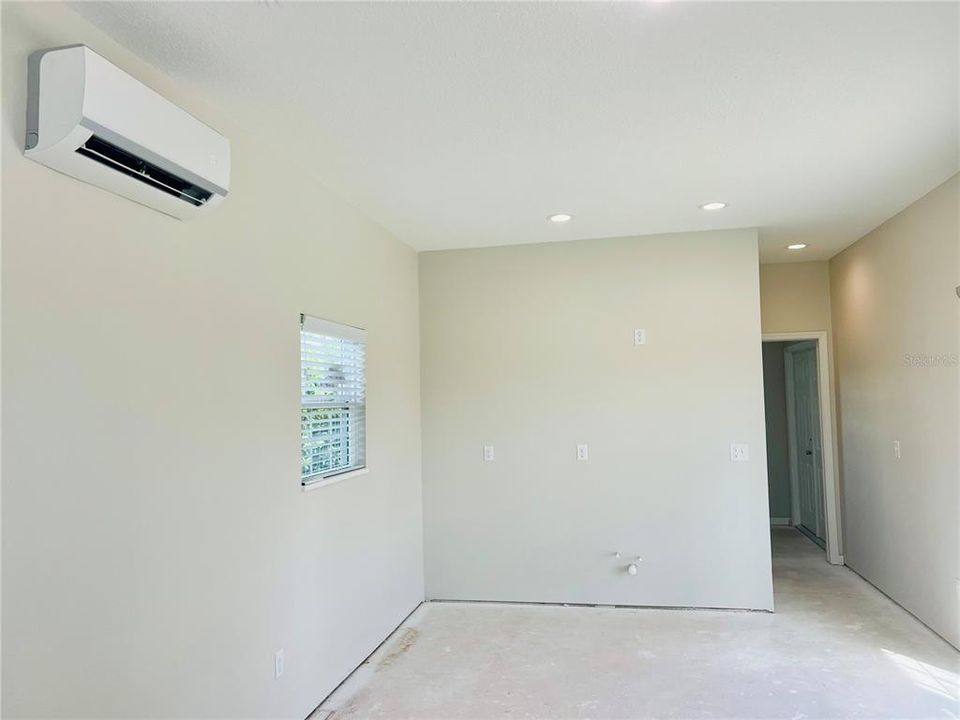 待售: $178,900 (0.13 acres)