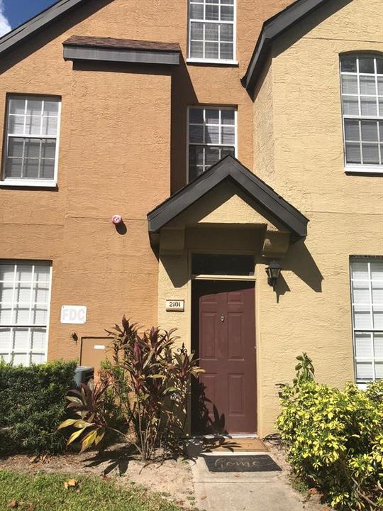 出租: $1,500 (1 贝兹, 1 浴室, 794 平方英尺)