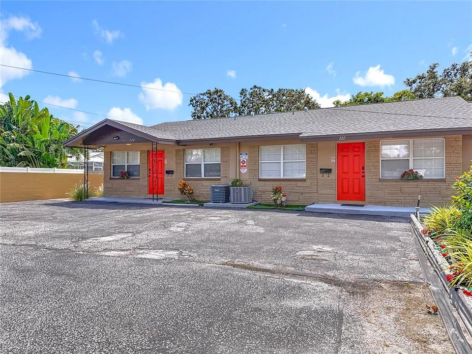 En Venta: $950,000 (6 camas, 0 baños, 3108 Pies cuadrados)