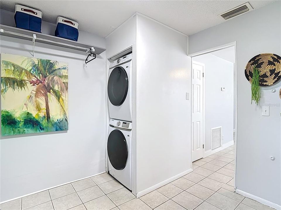 En Venta: $950,000 (6 camas, 0 baños, 3108 Pies cuadrados)