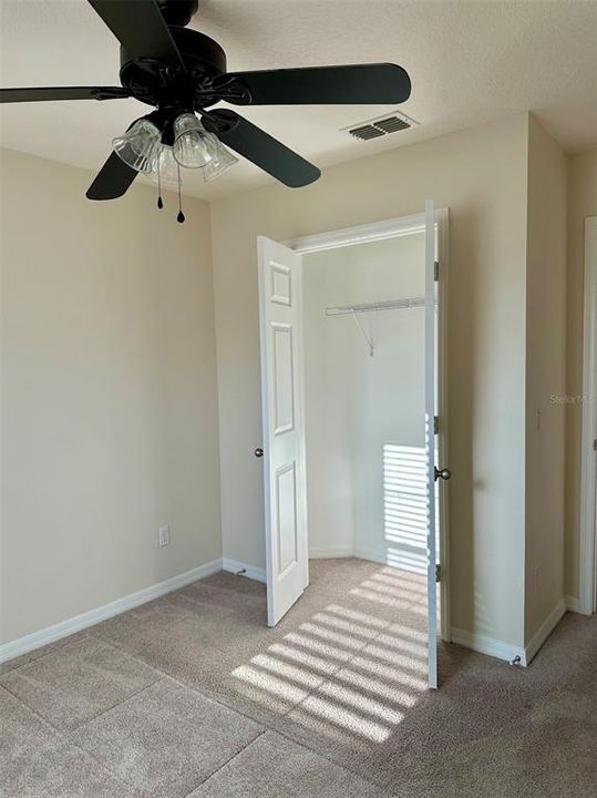 For Rent: $2,700 (4 beds, 2 baths, 1964 Square Feet)