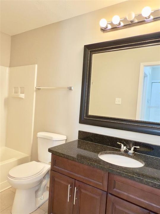 For Rent: $1,550 (2 beds, 2 baths, 910 Square Feet)