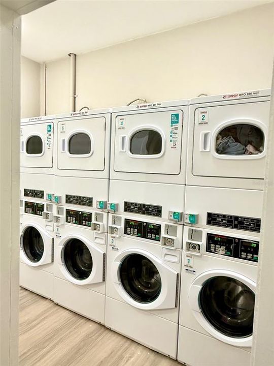 For Rent: $1,550 (2 beds, 2 baths, 910 Square Feet)