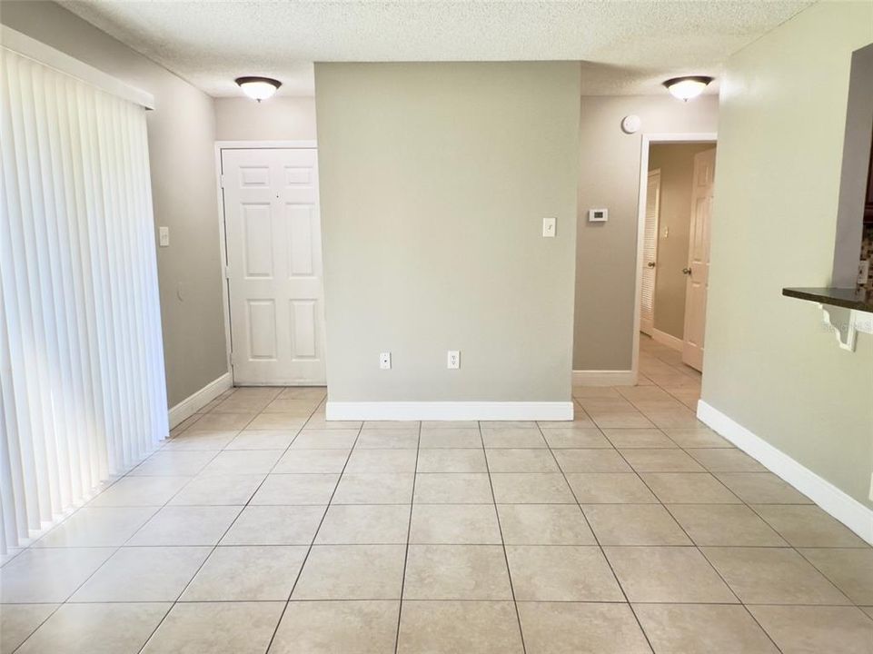 For Rent: $1,550 (2 beds, 2 baths, 910 Square Feet)