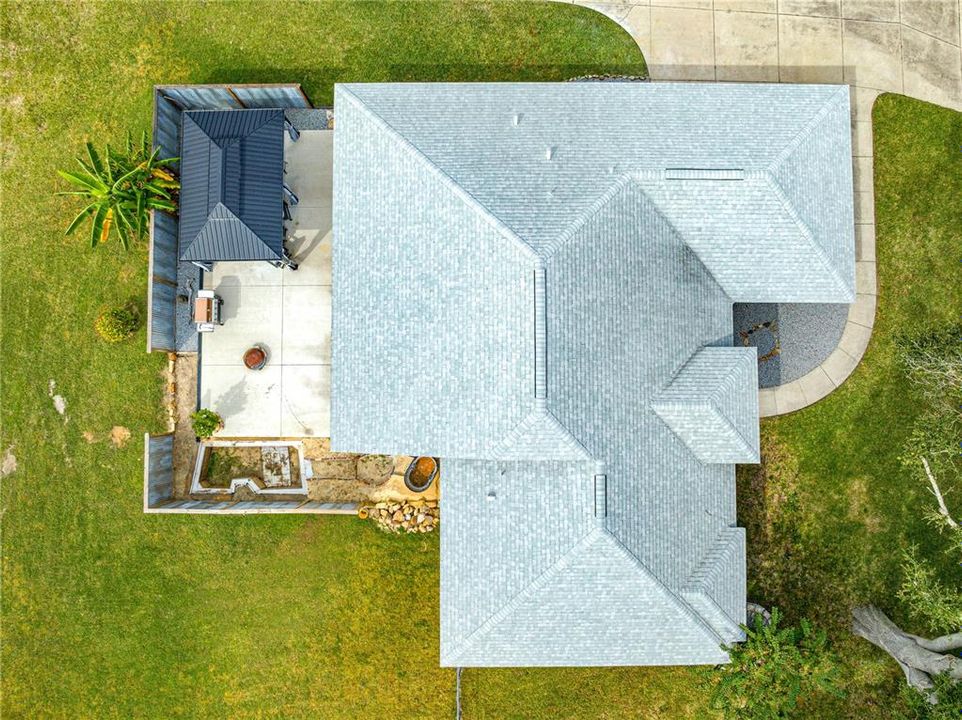 合同活跃: $410,000 (3 贝兹, 2 浴室, 1856 平方英尺)