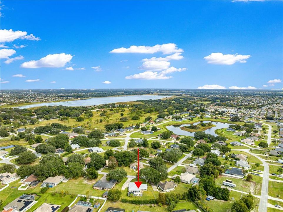 合同活跃: $410,000 (3 贝兹, 2 浴室, 1856 平方英尺)