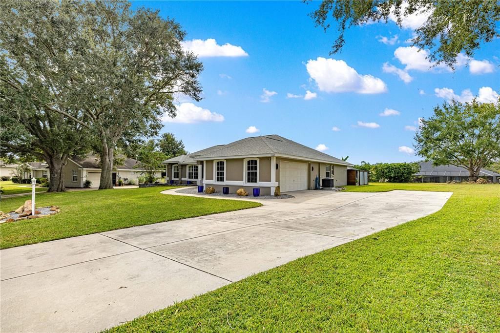 合同活跃: $410,000 (3 贝兹, 2 浴室, 1856 平方英尺)