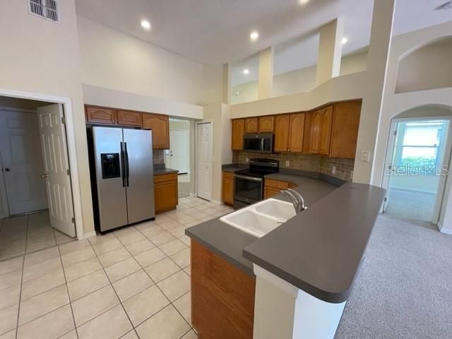 For Rent: $3,500 (4 beds, 3 baths, 2267 Square Feet)