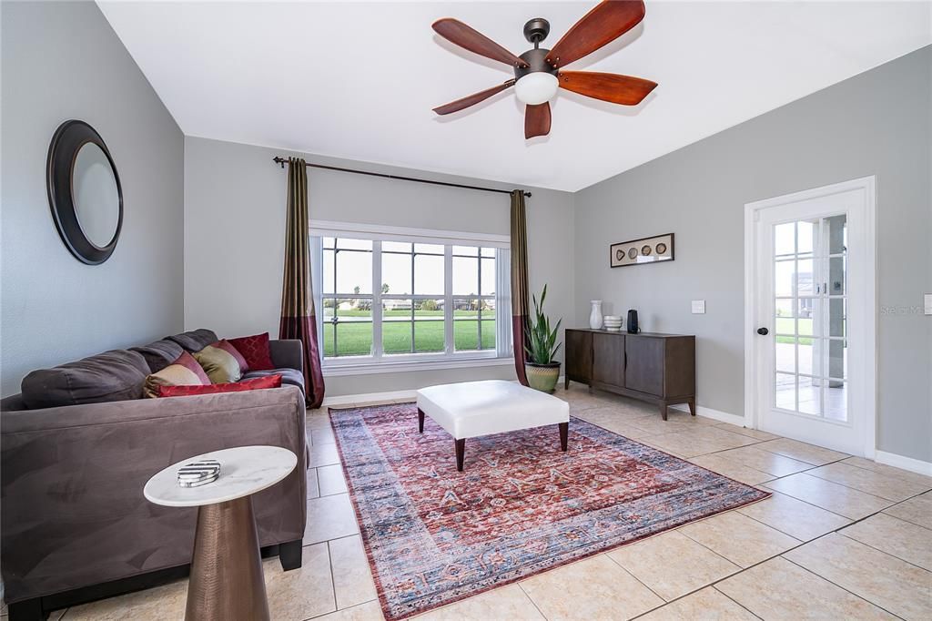 En Venta: $749,900 (6 camas, 4 baños, 3636 Pies cuadrados)