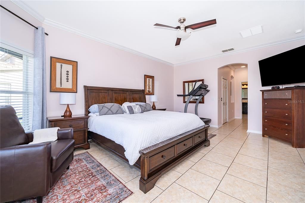 En Venta: $749,900 (6 camas, 4 baños, 3636 Pies cuadrados)