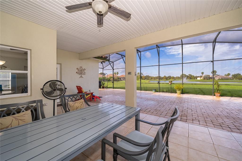 En Venta: $749,900 (6 camas, 4 baños, 3636 Pies cuadrados)