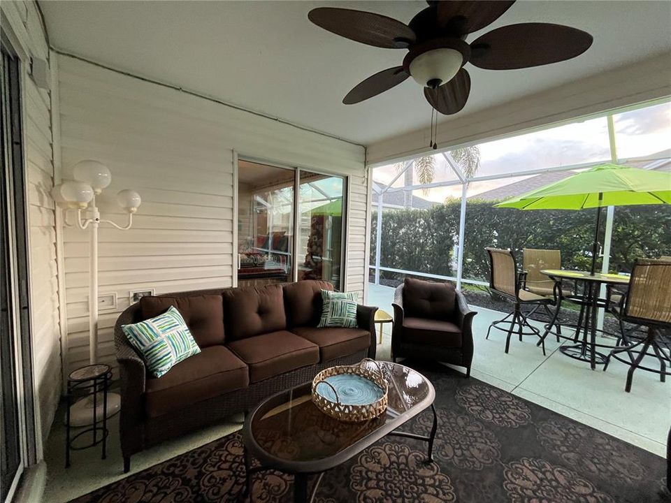 На продажу: $459,000 (3 спален, 2 ванн, 1924 Квадратных фут)