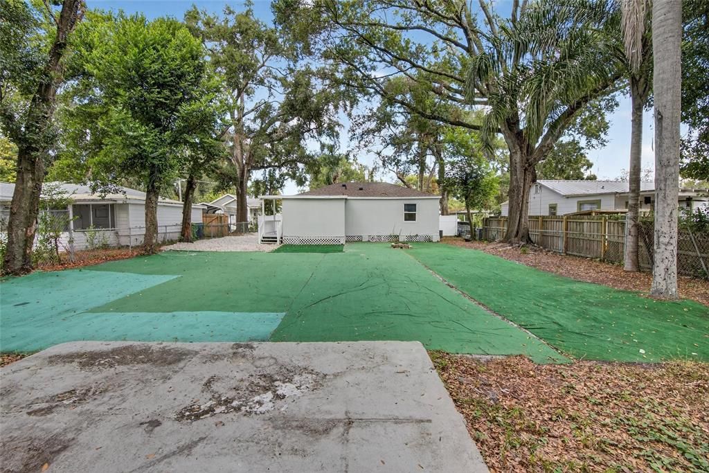 For Sale: $335,000 (2 beds, 2 baths, 1117 Square Feet)