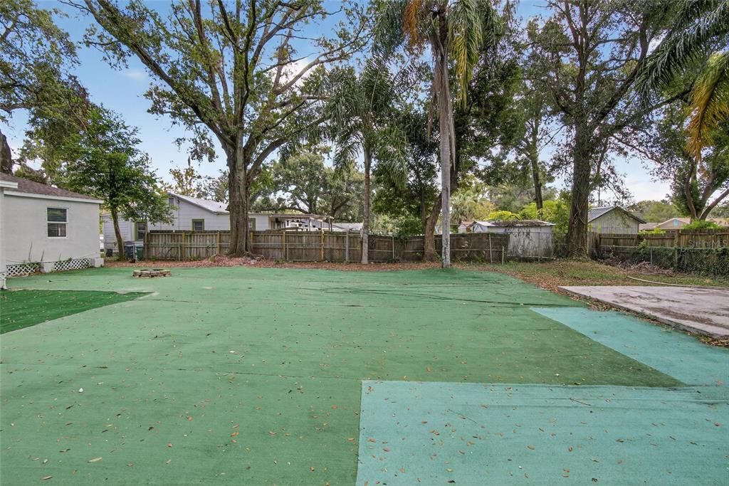 For Sale: $335,000 (2 beds, 2 baths, 1117 Square Feet)