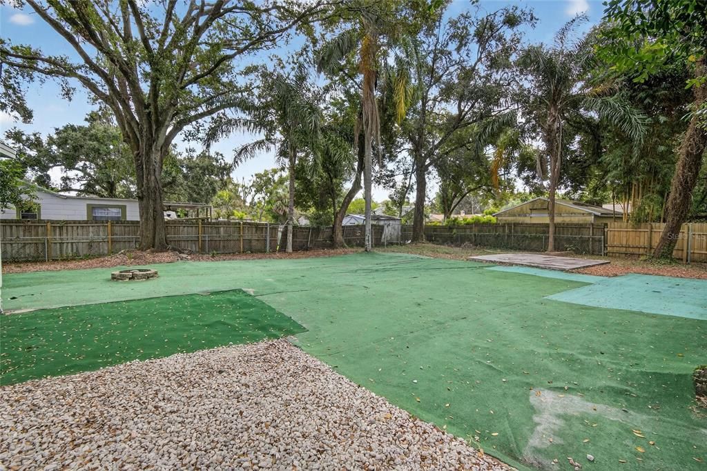 For Sale: $335,000 (2 beds, 2 baths, 1117 Square Feet)