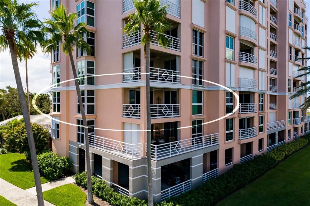 合同活跃: $1,250,000 (3 贝兹, 2 浴室, 1867 平方英尺)