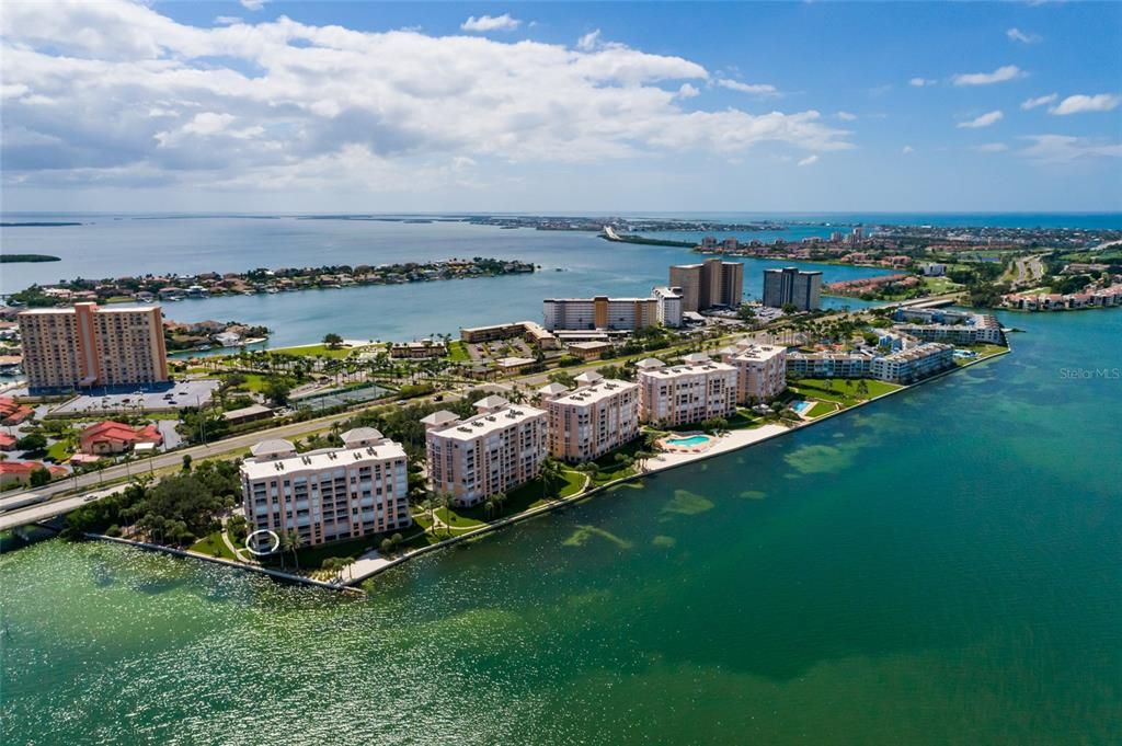 合同活跃: $1,250,000 (3 贝兹, 2 浴室, 1867 平方英尺)