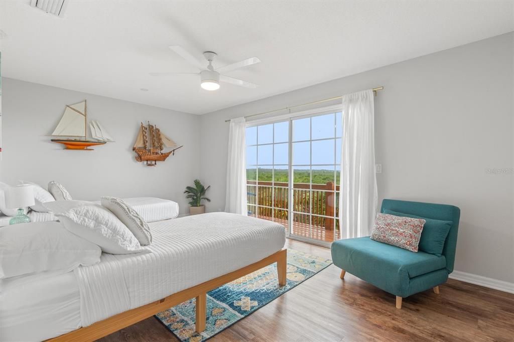 For Sale: $849,000 (3 beds, 2 baths, 2031 Square Feet)