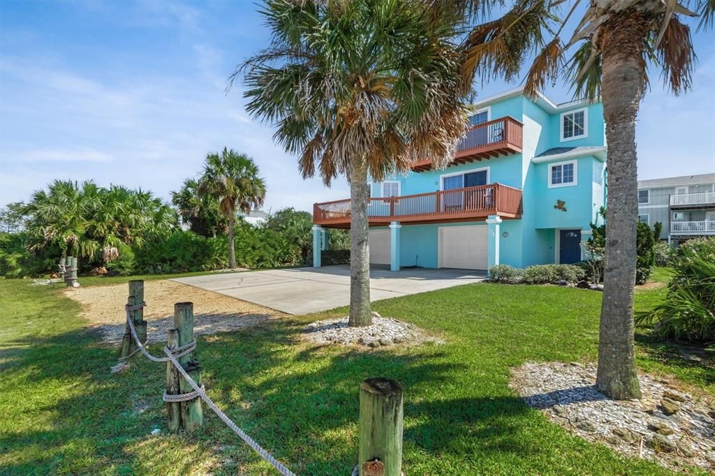 For Sale: $849,000 (3 beds, 2 baths, 2031 Square Feet)