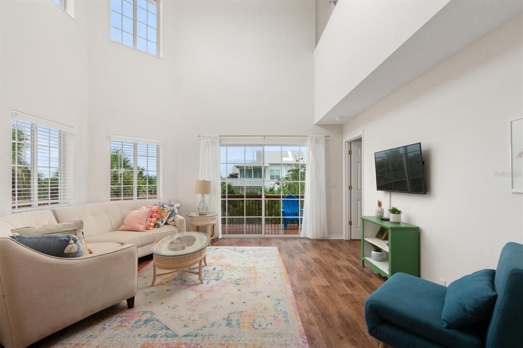 For Sale: $849,000 (3 beds, 2 baths, 2031 Square Feet)