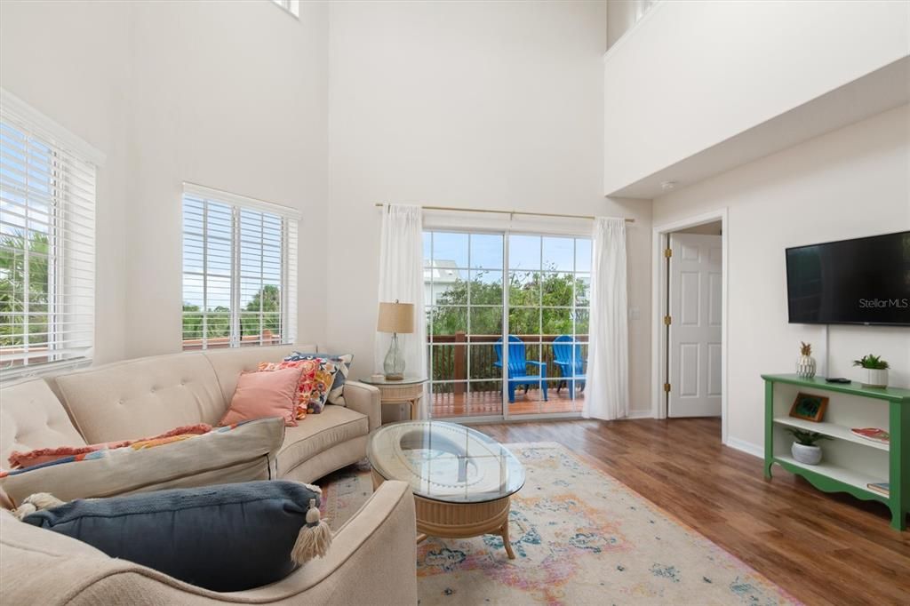 For Sale: $849,000 (3 beds, 2 baths, 2031 Square Feet)